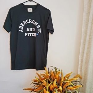 NWOT Abercrombie & Fitch Short-sleeve Small Black